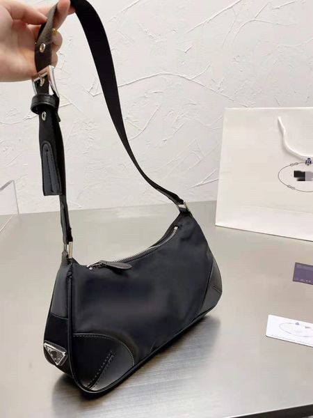 luxury handbags and storage 21 new p family show niche nylon underarm women's bag leisure versatile commuter bag net red single shoulde
luxury handbags and storage 21 new p family show niche nylon underarm women's bag leisure versatile commuter bag net red single shoulde