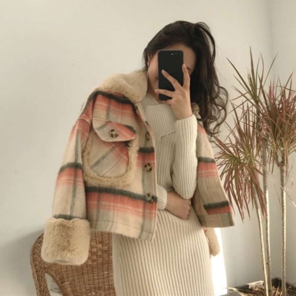 designer plaid short loose autumn lapel student and small winter versatile woolen thickened tweed coat lady e, Black
designer plaid short loose autumn lapel student and small winter versatile woolen thickened tweed coat lady e, Black
