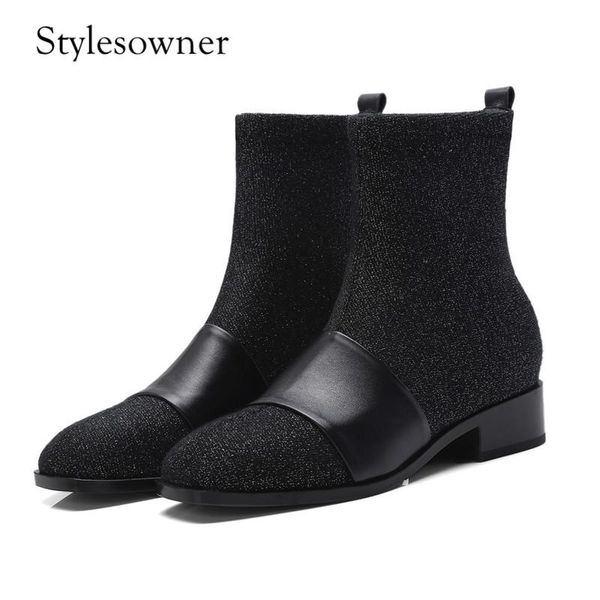 boots stylesowner luxury design style autumn woman short black low heel slip on knitting keep warm fashion casual
boots stylesowner luxury design style autumn woman short black low heel slip on knitting keep warm fashion casual
