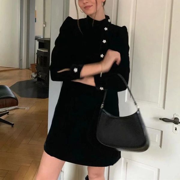 casual dresses vintage woman black slim velvet mini dress tide spring chic puff sleeve short female elegant button, Black;gray
casual dresses vintage woman black slim velvet mini dress tide spring chic puff sleeve short female elegant button, Black;gray