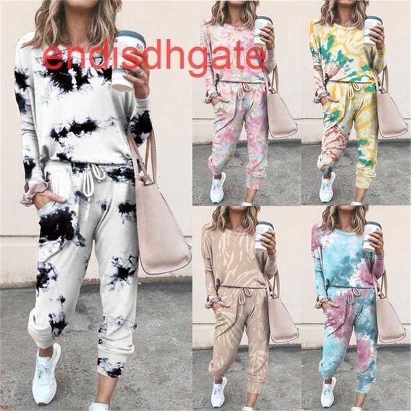 factoryof2eautumn and winter printed leisure home 2020 wear long sleeve women's suit, Black;white
factoryof2eautumn and winter printed leisure home 2020 wear long sleeve women's suit, Black;white