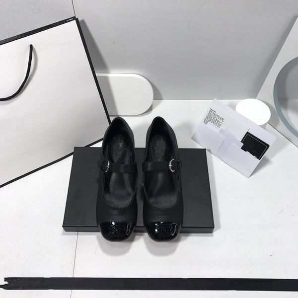 thick heels without slipper baotou half slippers women's summer wear fashion new flat shoes mule sandals 01, Black
thick heels without slipper baotou half slippers women's summer wear fashion new flat shoes mule sandals 01, Black
