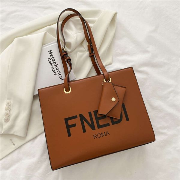 designer dinner bagdesign handbag horizontal style hand fashion standard letter large capacity one shoulder high-grade sense tote bag women&
designer dinner bagdesign handbag horizontal style hand fashion standard letter large capacity one shoulder high-grade sense tote bag women&