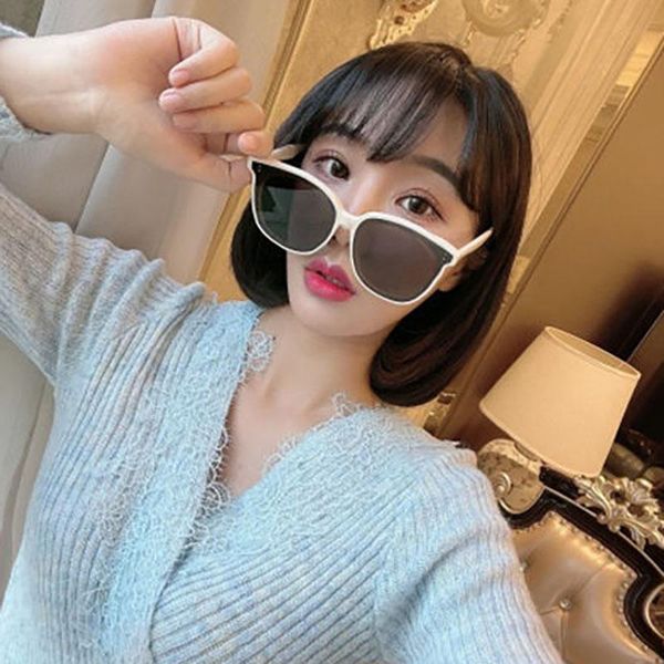 outdoor eyewear 2021 women's glasses fashionable sunglasses cycling drive fishing bike mtb accessories the beige is thinner with two po
outdoor eyewear 2021 women's glasses fashionable sunglasses cycling drive fishing bike mtb accessories the beige is thinner with two po