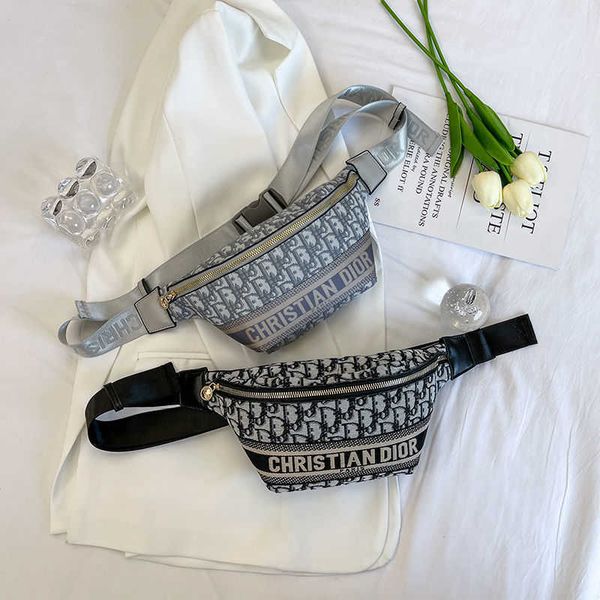 wholesale version tiktok 2021 of the same letter chest pack waist pocket all match shoulder bag ins luxuryss designerss yw
wholesale version tiktok 2021 of the same letter chest pack waist pocket all match shoulder bag ins luxuryss designerss yw