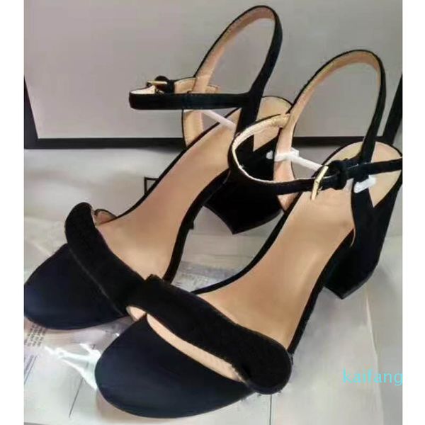 classic high heeled sandals coarse heel leather luxury designer suede woman shoes metal buckle for parties occupation sandals size35-42, Black
classic high heeled sandals coarse heel leather luxury designer suede woman shoes metal buckle for parties occupation sandals size35-42, Black