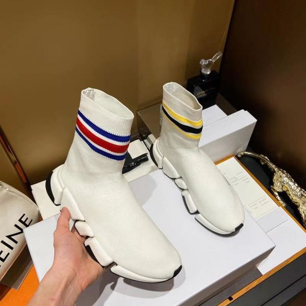 2021 paris fashion luxury designer couple shoes comfortable leisure outdoor walking female 35-40 male 35-45 size a02, Black
2021 paris fashion luxury designer couple shoes comfortable leisure outdoor walking female 35-40 male 35-45 size a02, Black