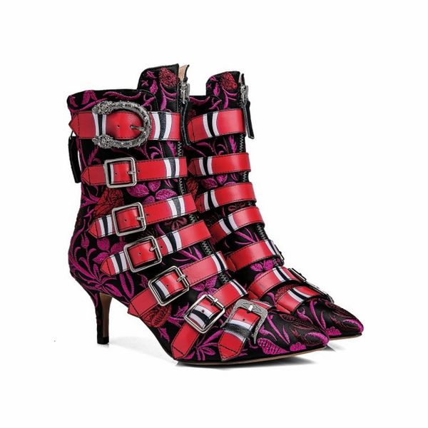 boots bota luxuosa de couro feminina, bota inverno com fivela metal, cores mistas, bico fino, vintage rq7r, Black
boots bota luxuosa de couro feminina, bota inverno com fivela metal, cores mistas, bico fino, vintage rq7r, Black