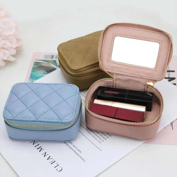 fashon ladies genuine leather cosmetic bags lipstick box square travel organizer case with mirror 3pcs lip sticks holder
fashon ladies genuine leather cosmetic bags lipstick box square travel organizer case with mirror 3pcs lip sticks holder