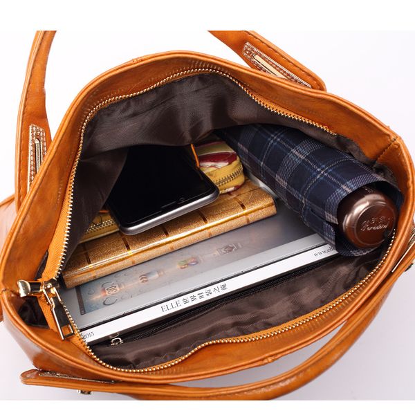fashion messenger women bag casual popular handbags sac pu leather shoulder bags for women oil wax crossbody bags bolso mujer
fashion messenger women bag casual popular handbags sac pu leather shoulder bags for women oil wax crossbody bags bolso mujer