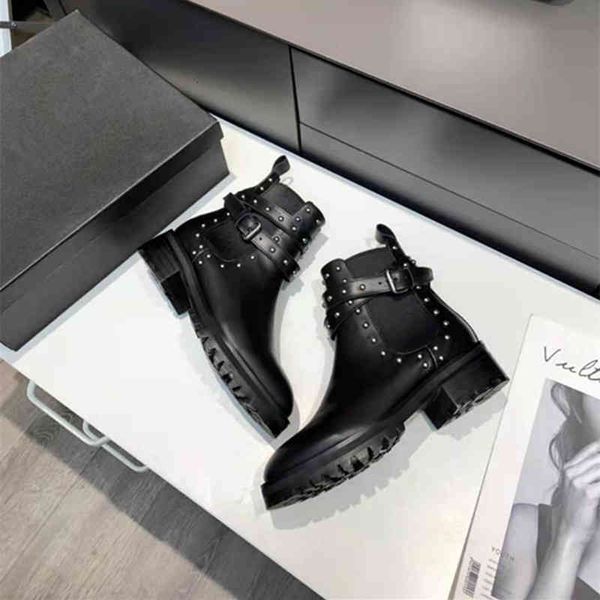 boots 2021 luxury designer fashion black ankle women' leather martin bootss large 35-40 zkwk
boots 2021 luxury designer fashion black ankle women' leather martin bootss large 35-40 zkwk