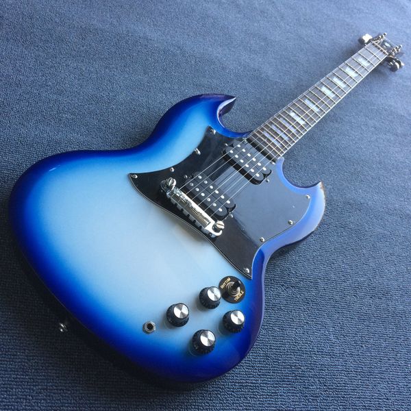 sg electric guitar,mahogany body and neck,rosewood fingerboard,surrounded by blue,81109
sg electric guitar,mahogany body and neck,rosewood fingerboard,surrounded by blue,81109
