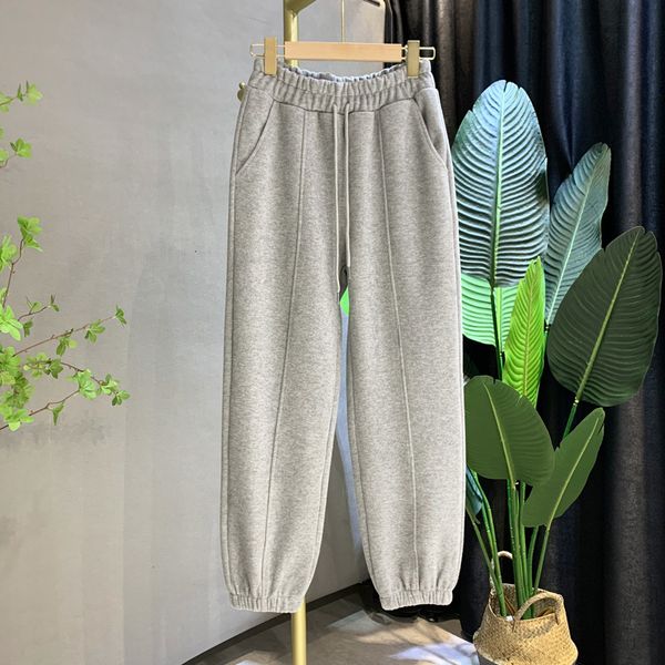2021 new gray casual sporty lounge wear sweatpants for woman trousers autumn winter harajuku kpop korean style pants d41d, Black;white
2021 new gray casual sporty lounge wear sweatpants for woman trousers autumn winter harajuku kpop korean style pants d41d, Black;white