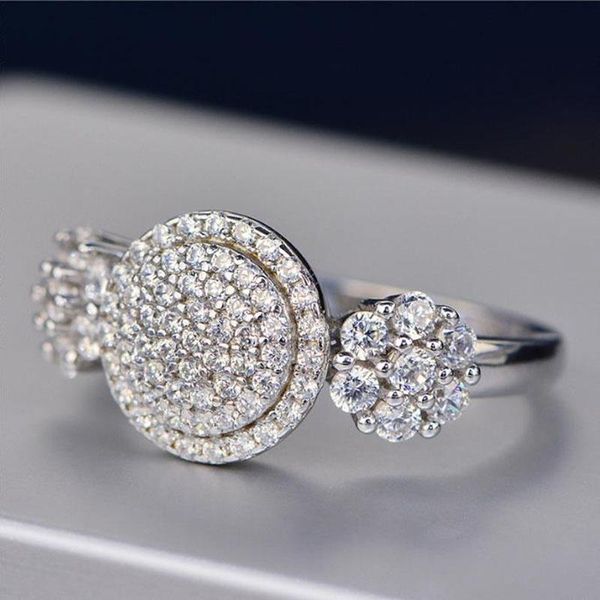 cluster rings exquisite round flower shaped crystal ring inlaid cz rhinestone zircon for women party wedding engagement jewelry, Golden;silver
cluster rings exquisite round flower shaped crystal ring inlaid cz rhinestone zircon for women party wedding engagement jewelry, Golden;silver