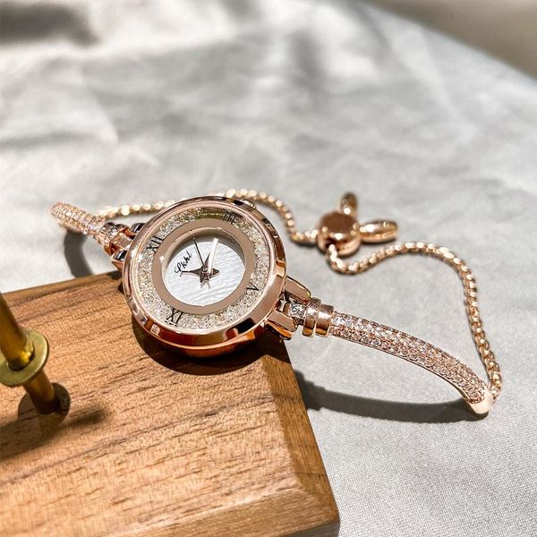 wristwatches women's watch rhinestone light luxury ladies fashion shell face temperament quicksand dial niche bracelet, Slivery;brown
wristwatches women's watch rhinestone light luxury ladies fashion shell face temperament quicksand dial niche bracelet, Slivery;brown