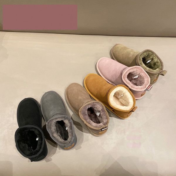 2021 designer womens snow boots mens autumn and winter shoes short flashlight full body plus velvet thick waterproof cotton shoe 35-45, Black
2021 designer womens snow boots mens autumn and winter shoes short flashlight full body plus velvet thick waterproof cotton shoe 35-45, Black