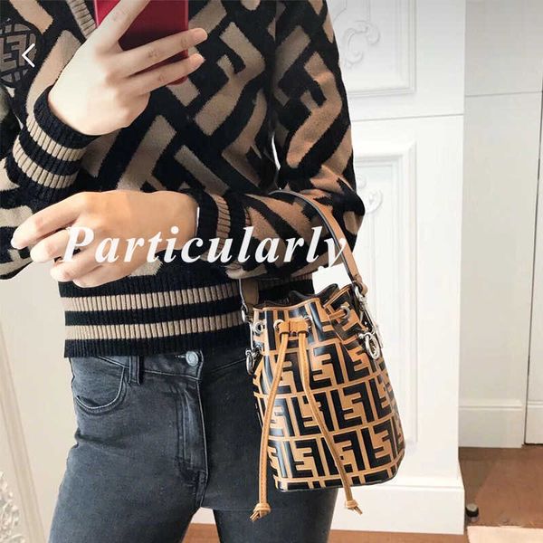 spring / summer 2021 new f drawstring single shoulder bag mini portable bucket bag drawstring messenger hand handbag zly
spring / summer 2021 new f drawstring single shoulder bag mini portable bucket bag drawstring messenger hand handbag zly