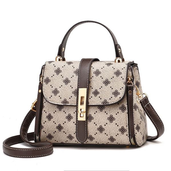 women slung flap bag pu flower pintinig shoulder crossbody bags vintage messenger handbags and purses
women slung flap bag pu flower pintinig shoulder crossbody bags vintage messenger handbags and purses