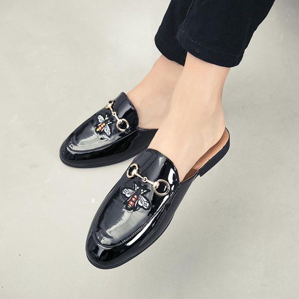 qaulity luxury brand mens designer metal buckle bee slippers genuine leather mules black slipper mens casual slip-on shoes
qaulity luxury brand mens designer metal buckle bee slippers genuine leather mules black slipper mens casual slip-on shoes