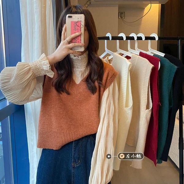 women's vests spring and autumn 2021 korean v-neck versatile loose vest foreign style half high collar lantern sleeve chiffon top, Black;white
women's vests spring and autumn 2021 korean v-neck versatile loose vest foreign style half high collar lantern sleeve chiffon top, Black;white