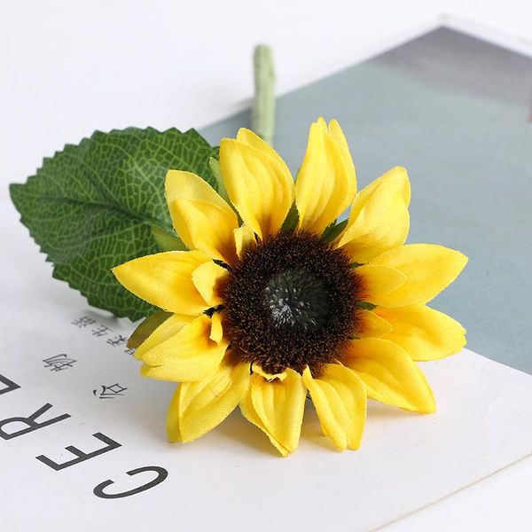 10pc artificial silk sunflower for home decoration l flower arrangement wedding bride hand holding fake flowers
10pc artificial silk sunflower for home decoration l flower arrangement wedding bride hand holding fake flowers