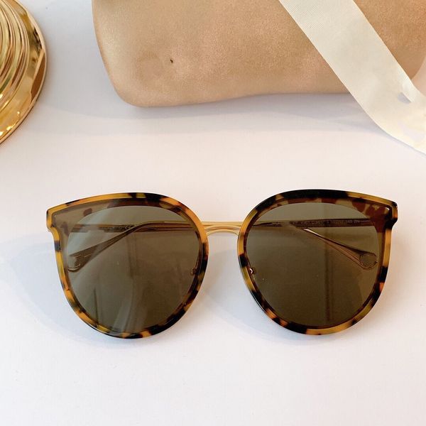 luxury new classic sunglasses women vintage leopard print black frame eyewear, White;black
luxury new classic sunglasses women vintage leopard print black frame eyewear, White;black