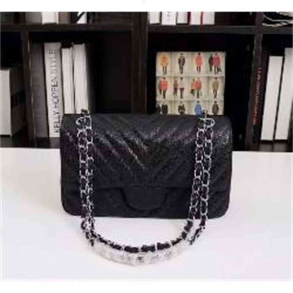 5a+designers cross body bag caviar grain cowhide leather fashion handbag women's wallet golden chain shoulder bags fanny packing orgina
5a+designers cross body bag caviar grain cowhide leather fashion handbag women's wallet golden chain shoulder bags fanny packing orgina