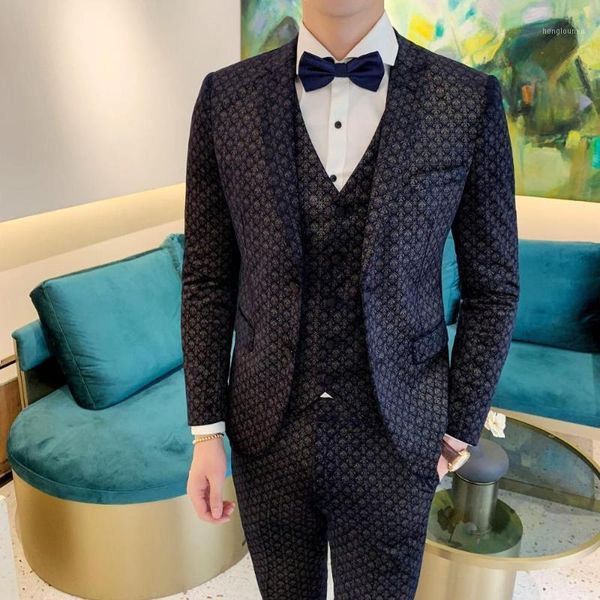 brand men velvet suit wedding suits for long sleeve 3 pieces plaid print slim fit stripe tuxedo costume mariage homme men's & blazers, White;black
brand men velvet suit wedding suits for long sleeve 3 pieces plaid print slim fit stripe tuxedo costume mariage homme men's & blazers, White;black