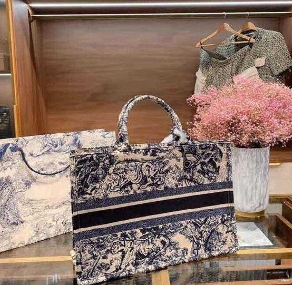 designer luxury bag design 20fw women bags fashion printed shoulder designers grace shoping handbags gace luxury women's leather handba
designer luxury bag design 20fw women bags fashion printed shoulder designers grace shoping handbags gace luxury women's leather handba