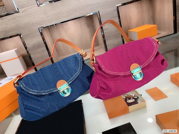 designers denim series vintage underarm bag women luxurys classic handbags tote original material shoulder crossbody bags
designers denim series vintage underarm bag women luxurys classic handbags tote original material shoulder crossbody bags