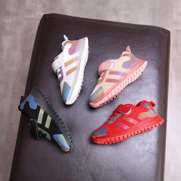 childrens sports shoes 2021 spring breathable boys casual shoes girls colorful led lights shoes fashion colorful sports, Black;red
childrens sports shoes 2021 spring breathable boys casual shoes girls colorful led lights shoes fashion colorful sports, Black;red