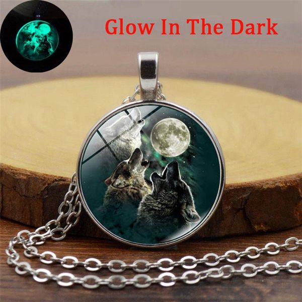 pendant necklaces 2021 fashion glass dome necklace glow in the dark classic howling wolf xiaoyue luminous jewelry wholesale, Silver
pendant necklaces 2021 fashion glass dome necklace glow in the dark classic howling wolf xiaoyue luminous jewelry wholesale, Silver
