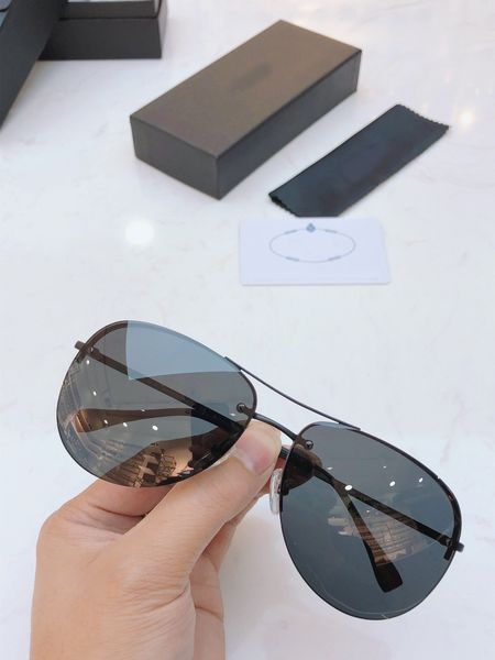 2021 brand womens designers sunglasses band sun glasses mens designer sunglasses ben luxury glass with box sunglasses buffalo yu 21022610dq, White;black 
2021 brand womens designers sunglasses band sun glasses mens designer sunglasses ben luxury glass with box sunglasses buffalo yu 21022610dq, White;black