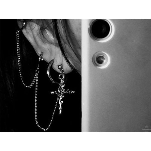 hbp dark black fashion cross carving rose one piece punk earbone clip three layer earrings, Silver
hbp dark black fashion cross carving rose one piece punk earbone clip three layer earrings, Silver