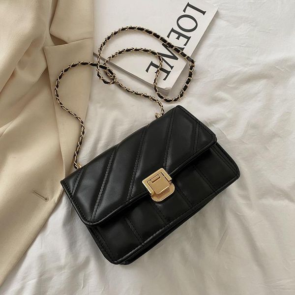 cross body 2021 trendy textured women's bag fashion one-shoulder sloping embroidery line small square
cross body 2021 trendy textured women's bag fashion one-shoulder sloping embroidery line small square