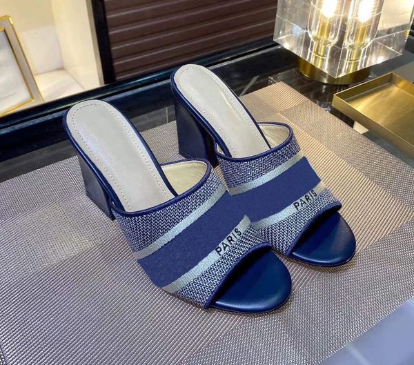 d 2021 classic paris high heel sandals thick heel striped women shoes wedding party high heels rivets and ladies slippers 04, Black
d 2021 classic paris high heel sandals thick heel striped women shoes wedding party high heels rivets and ladies slippers 04, Black