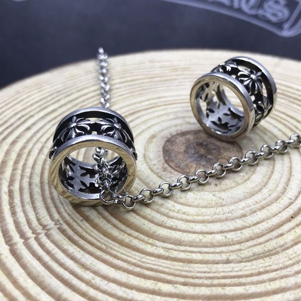 classic crosin ch croquet's new round cut out cross pendant necklace lovers hip hop accessories for men and women
classic crosin ch croquet's new round cut out cross pendant necklace lovers hip hop accessories for men and women
