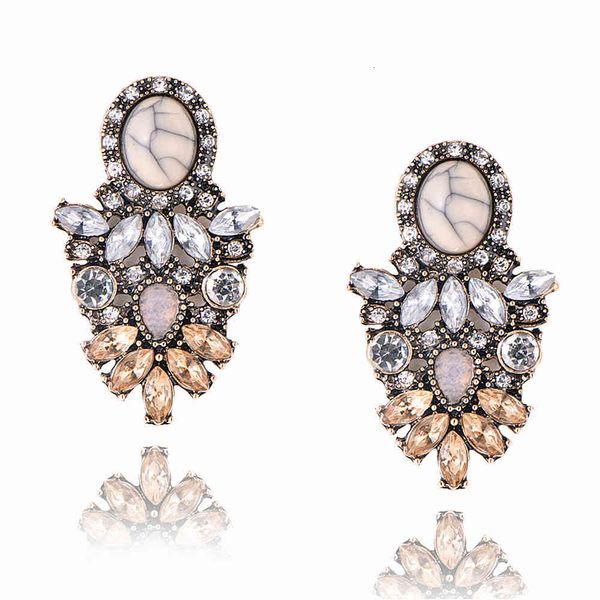 studs earrings jewelry: pine stone , diamond exaggerated personality, crystal female, Golden;silver
studs earrings jewelry: pine stone , diamond exaggerated personality, crystal female, Golden;silver