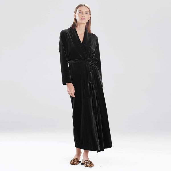 women's sleepwear warm velvet bathrobe for women long sleeve robe woman knit solid elegant home suit winter spring 2021 1ptd, Black;red
women's sleepwear warm velvet bathrobe for women long sleeve robe woman knit solid elegant home suit winter spring 2021 1ptd, Black;red