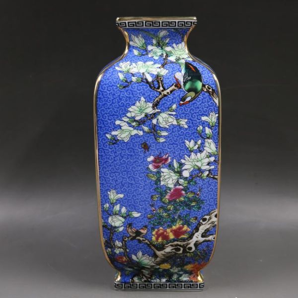 antique porcelain collection of enamel colored flower and bird square antique porcelain in qianlong period of qing dynasty
antique porcelain collection of enamel colored flower and bird square antique porcelain in qianlong period of qing dynasty
