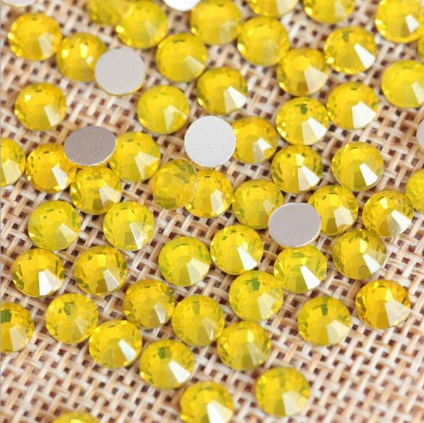 1440pcs shiny ss3 ss4 ss5 ss6 ss8 ss10 ss12 ss16 ss20 yellow color diy 3d nail art decorations flatback rhinestones accessories, Silver;gold
1440pcs shiny ss3 ss4 ss5 ss6 ss8 ss10 ss12 ss16 ss20 yellow color diy 3d nail art decorations flatback rhinestones accessories, Silver;gold