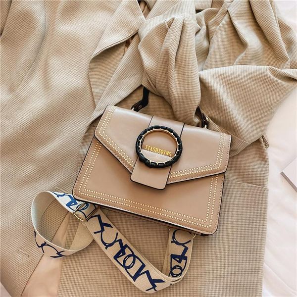 shoulder bags women's bag 2021 fashion trend messenger handbag crocodile pattern broadb small square for women
shoulder bags women's bag 2021 fashion trend messenger handbag crocodile pattern broadb small square for women