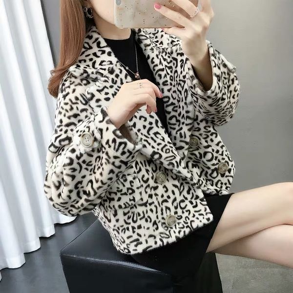 casual winter wool blends coats woman rabbit fur collar coats automotive women leopard overcoats shearling lamb fur biker coat, Tan;black
casual winter wool blends coats woman rabbit fur collar coats automotive women leopard overcoats shearling lamb fur biker coat, Tan;black