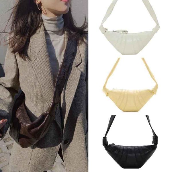 evening bags genuine leather women's crossbody waist bag super fire dumpling one shoulder fashion casual sheepskin small crowd ox horn
evening bags genuine leather women's crossbody waist bag super fire dumpling one shoulder fashion casual sheepskin small crowd ox horn
