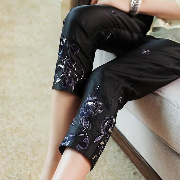 women's pants & capris 2021 autumn fashion trousers women vintage embroidery calf-length skinny leg plus size xxl, Black;white
women's pants & capris 2021 autumn fashion trousers women vintage embroidery calf-length skinny leg plus size xxl, Black;white