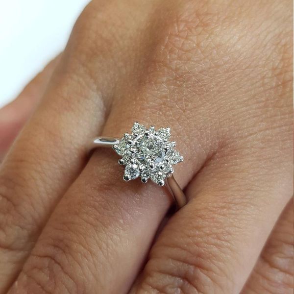 wedding rings vintage cubic zirconia eternity snowflak ring band gold crystal engagement for women thin with stone r970, Slivery;golden
wedding rings vintage cubic zirconia eternity snowflak ring band gold crystal engagement for women thin with stone r970, Slivery;golden