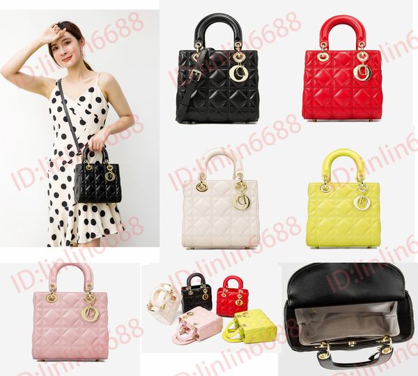 lady style luxurys tote shoulder bags classic brand fashion bag women purses wallets real leather of cow wholesale price handbags quality
lady style luxurys tote shoulder bags classic brand fashion bag women purses wallets real leather of cow wholesale price handbags quality
