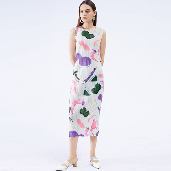 2021 new pleated summer clothes for women korean style plus size elastic sleeveless printed long kv5g, Black;gray 
2021 new pleated summer clothes for women korean style plus size elastic sleeveless printed long kv5g, Black;gray