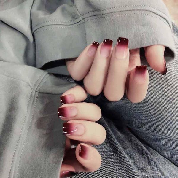 false nails 24pcs/set fashion design fake full finger wine red gradient color acrylic nail tips with glue for lady f, Red;gold
false nails 24pcs/set fashion design fake full finger wine red gradient color acrylic nail tips with glue for lady f, Red;gold