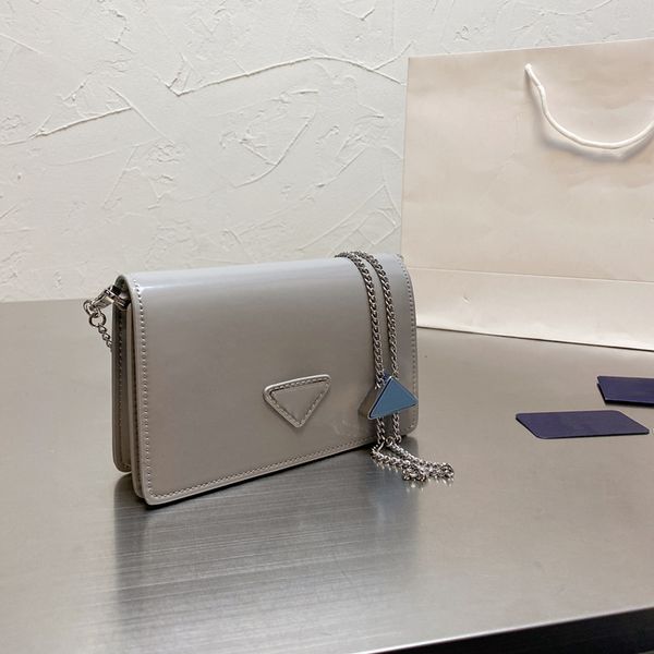 designer shoulder bags purse handbag crossbody bag gold chain high-quality genuine leather different colors various styles with original box
designer shoulder bags purse handbag crossbody bag gold chain high-quality genuine leather different colors various styles with original box